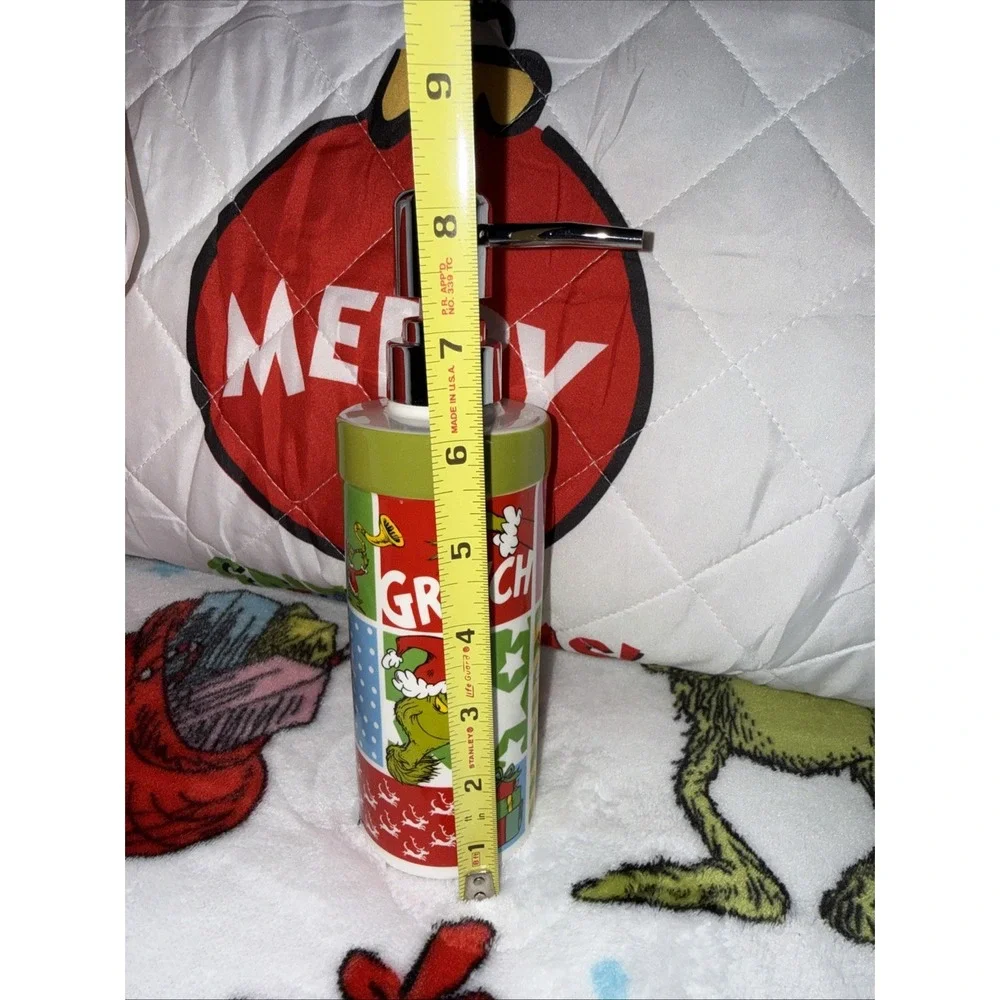 Dr. Seuss‎ -How The Grinch Stole Christmas New Soap Lotion Pump Multi-Colored